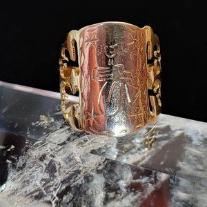 Solid 10k gold ring stamped with Mex and GV02